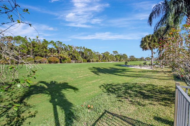 4022 Manchester Lake Drive, Lake Worth, FL 33449