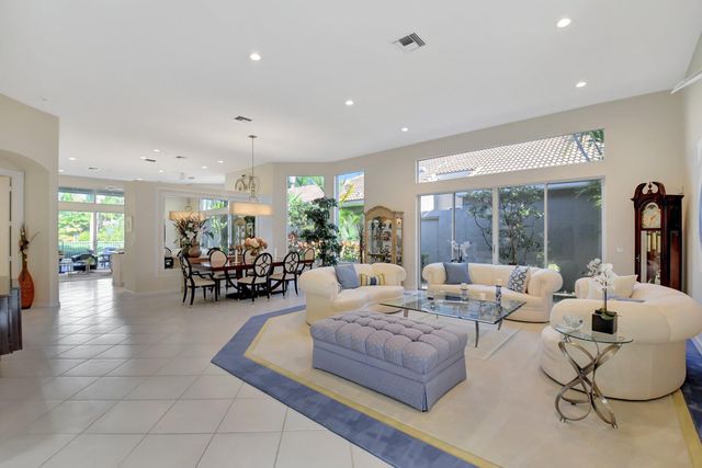 4022 Manchester Lake Drive, Lake Worth, FL 33449