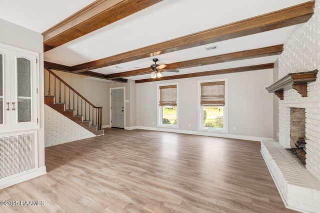 404 Robinhood Circle, Lafayette, LA 70508