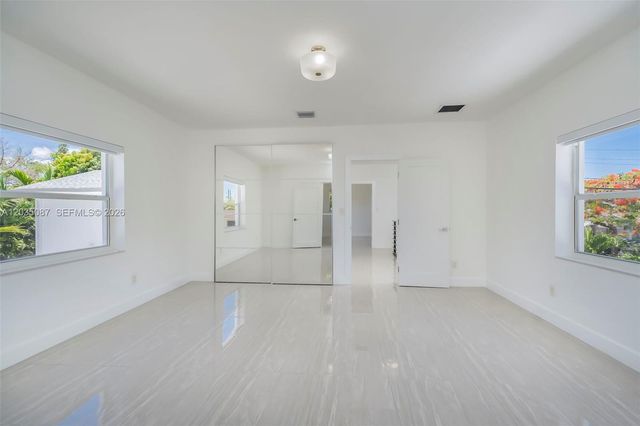 590 SW 23rd Ave, Miami, FL 33135