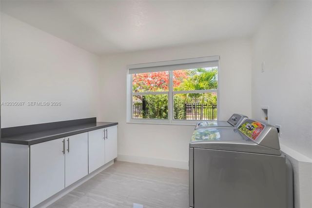 590 SW 23rd Ave, Miami, FL 33135