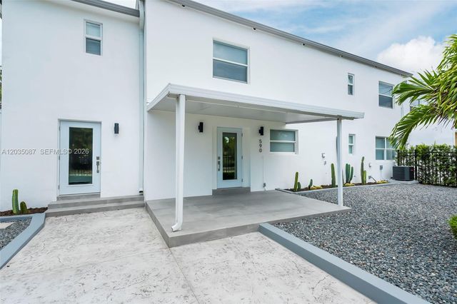 590 SW 23rd Ave, Miami, FL 33135