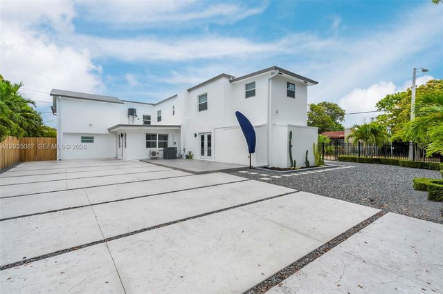 590 SW 23rd Ave, Miami, FL 33135