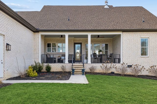 2157 Abiff Rd, Burns, TN 37029