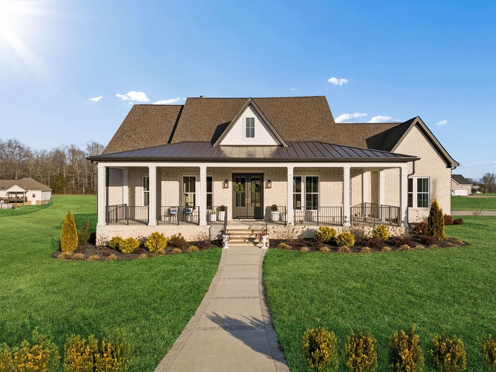 2157 Abiff Rd, Burns, TN 37029