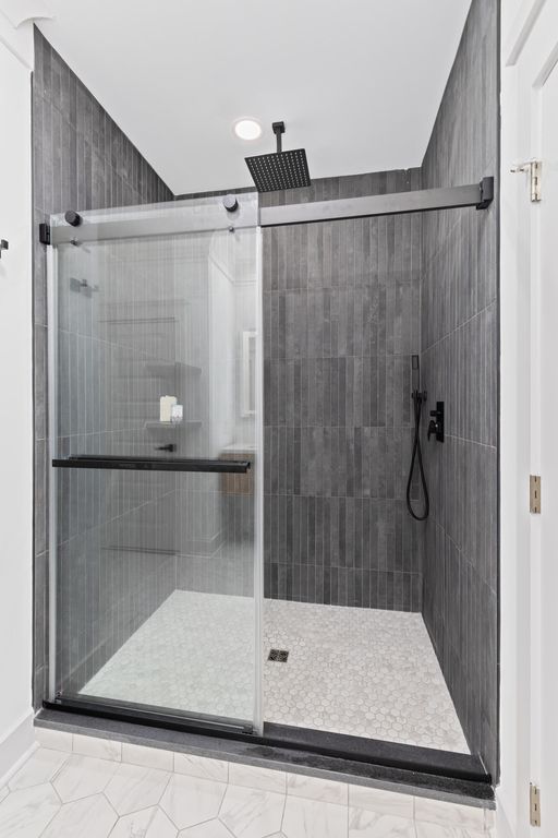 Image 33 of property listing at 1992 Forest Avenue, North Charleston, SC 29405