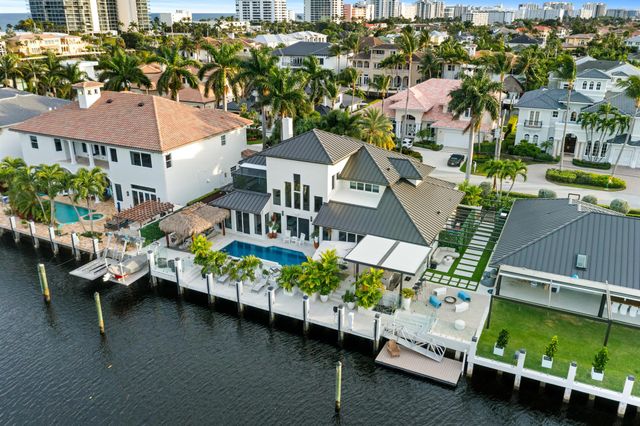 941 Iris Drive, Delray Beach, FL 33483