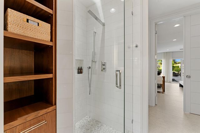 941 Iris Drive, Delray Beach, FL 33483