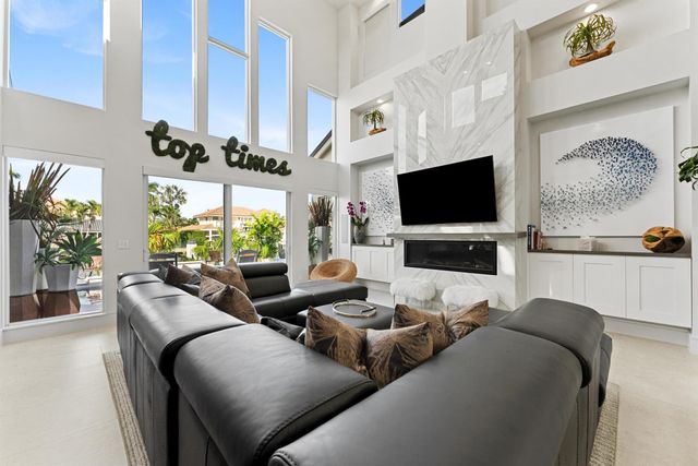 941 Iris Drive, Delray Beach, FL 33483