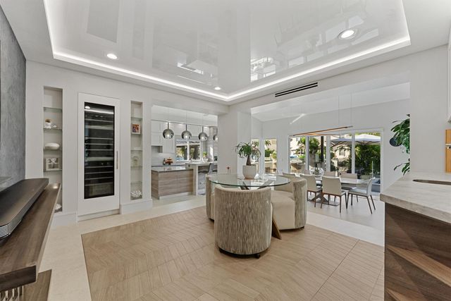 941 Iris Drive, Delray Beach, FL 33483