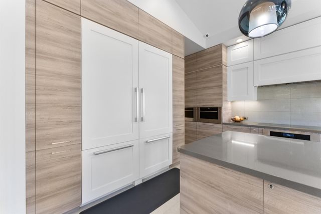 941 Iris Drive, Delray Beach, FL 33483