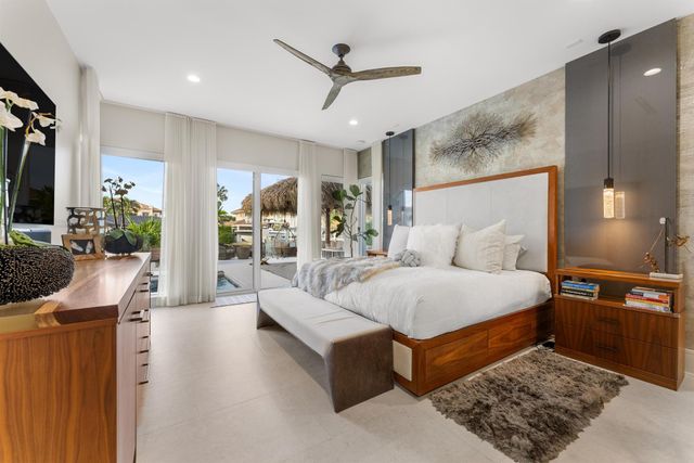 941 Iris Drive, Delray Beach, FL 33483