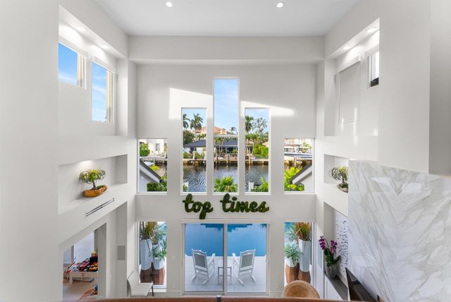 941 Iris Drive, Delray Beach, FL 33483