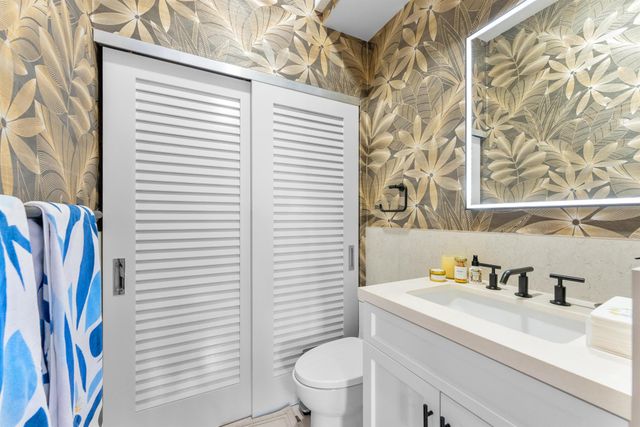 941 Iris Drive, Delray Beach, FL 33483