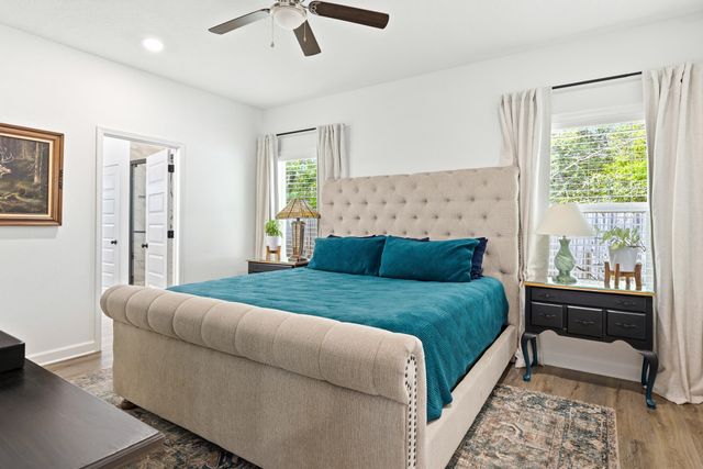 65 N Marsh Landing, Freeport, FL 32439