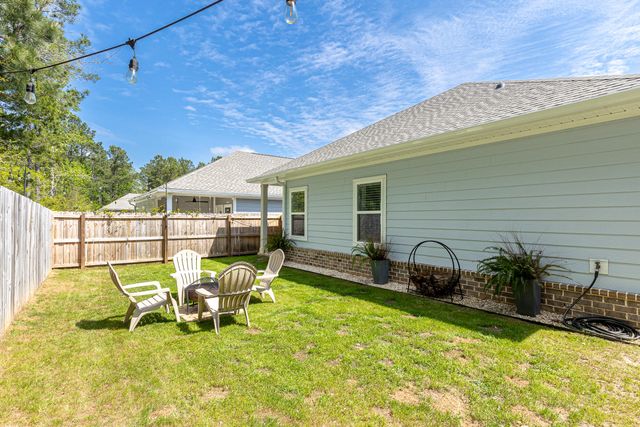 65 N Marsh Landing, Freeport, FL 32439