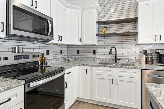 65 N Marsh Landing, Freeport, FL 32439