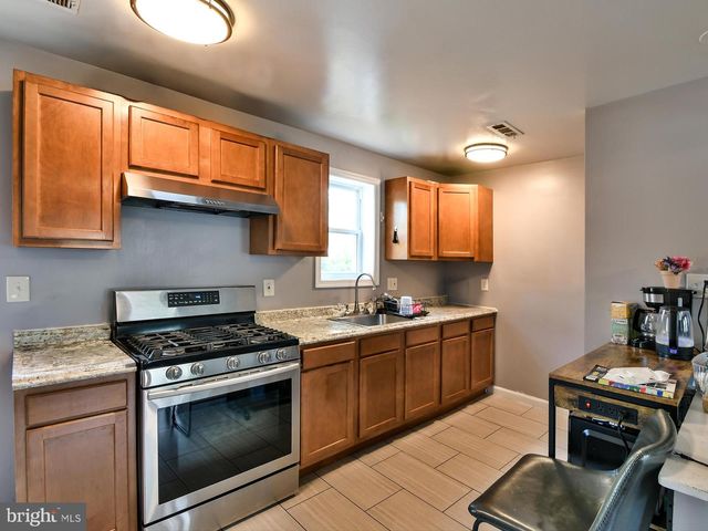 5016 LAGUNA RD, College Park, MD 20740