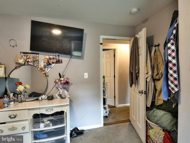 5016 LAGUNA RD, College Park, MD 20740