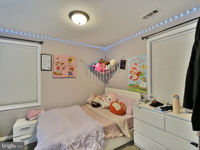 5016 LAGUNA RD, College Park, MD 20740