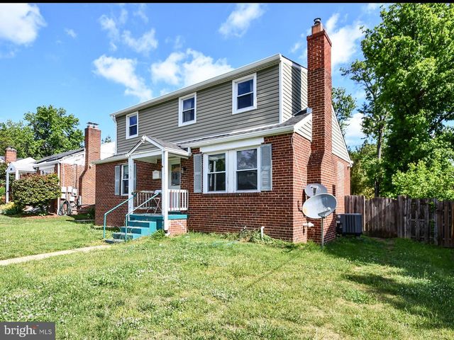 5016 LAGUNA RD, College Park, MD 20740