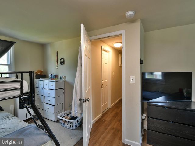 5016 LAGUNA RD, College Park, MD 20740