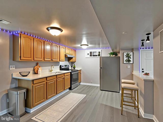5016 LAGUNA RD, College Park, MD 20740