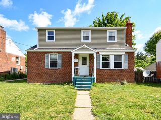 5016 LAGUNA RD, College Park, MD 20740