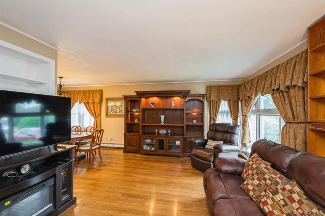 361 Spruce Lane, East Meadow, NY 11554