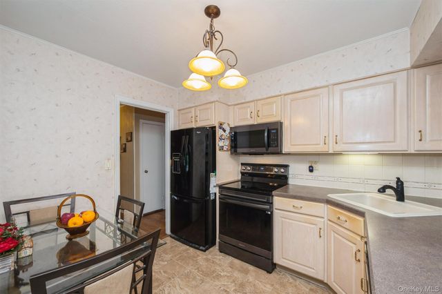 361 Spruce Lane, East Meadow, NY 11554