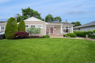 361 Spruce Lane, East Meadow, NY 11554