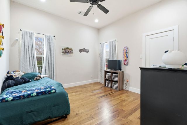 5129 Shady Oaks Lane, Friendswood, TX 77546