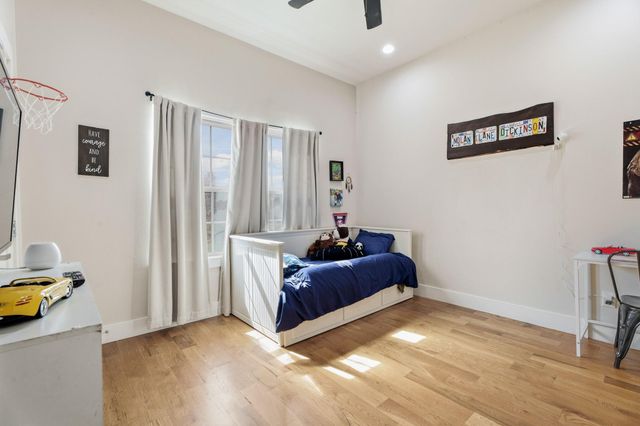 5129 Shady Oaks Lane, Friendswood, TX 77546