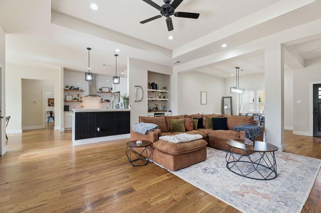 5129 Shady Oaks Lane, Friendswood, TX 77546