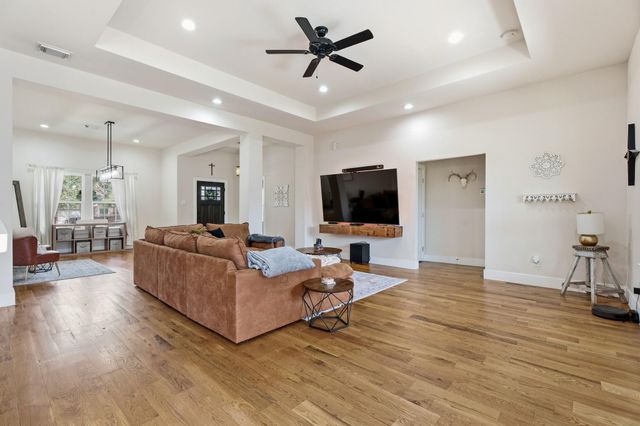 5129 Shady Oaks Lane, Friendswood, TX 77546