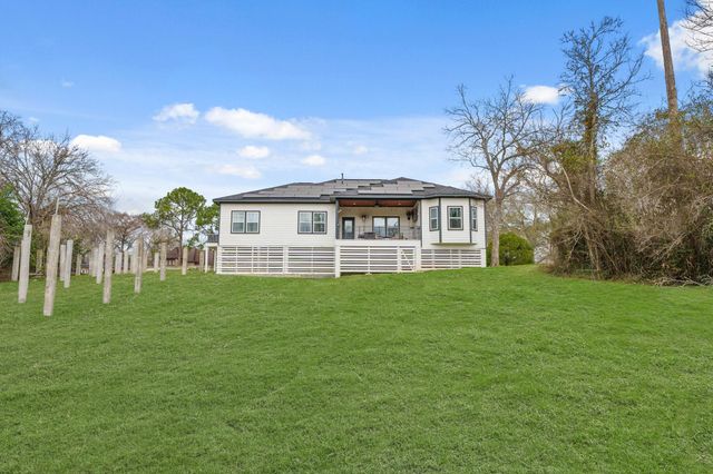 5129 Shady Oaks Lane, Friendswood, TX 77546