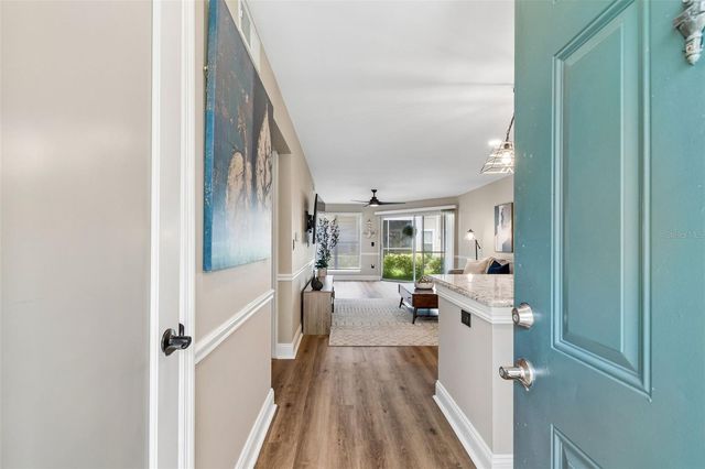 4115 CHATHAM OAK COURT 201, Tampa, FL 33624