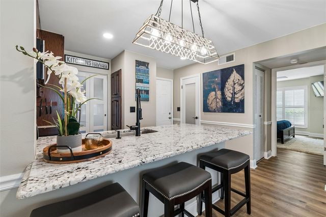 4115 CHATHAM OAK COURT 201, Tampa, FL 33624