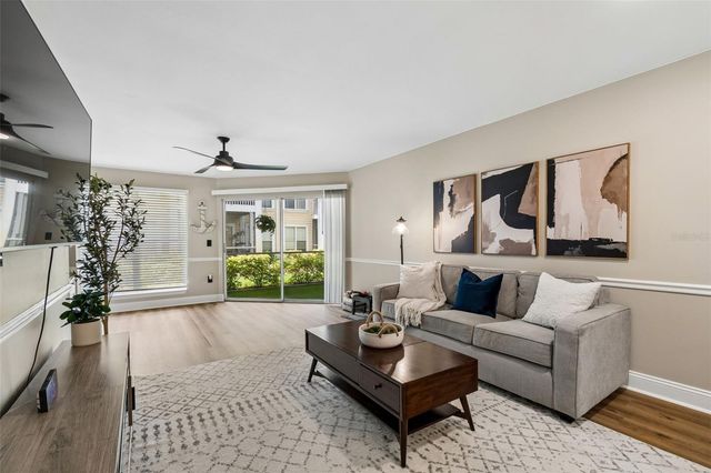4115 CHATHAM OAK COURT 201, Tampa, FL 33624