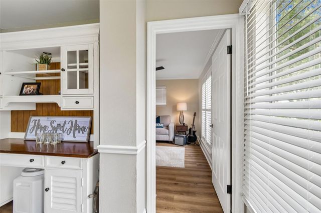 4115 CHATHAM OAK COURT 201, Tampa, FL 33624