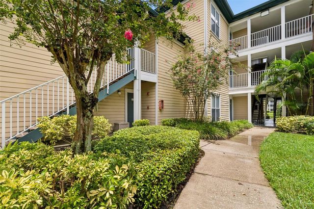4115 CHATHAM OAK COURT 201, Tampa, FL 33624