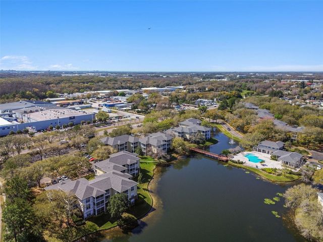 4115 CHATHAM OAK COURT 201, Tampa, FL 33624