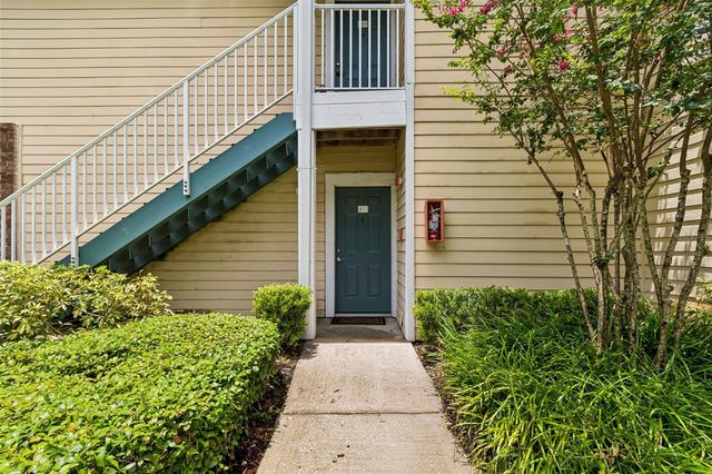 4115 CHATHAM OAK COURT 201, Tampa, FL 33624