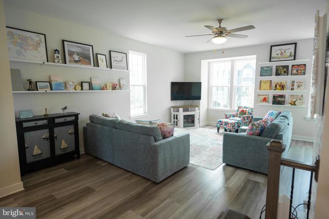 215 DALTON DR, Woolwich Twp, NJ 08085
