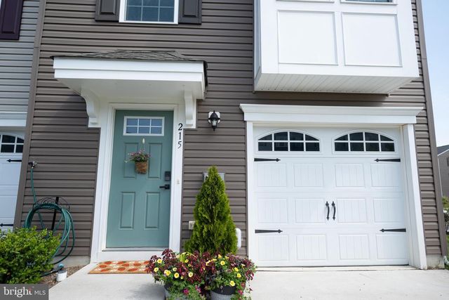 215 DALTON DR, Woolwich Twp, NJ 08085
