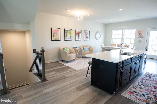 215 DALTON DR, Woolwich Twp, NJ 08085