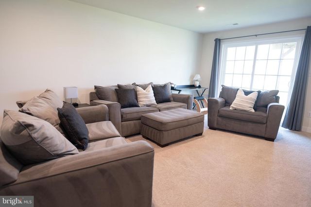 215 DALTON DR, Woolwich Twp, NJ 08085