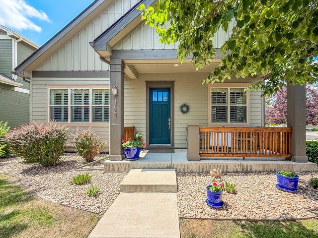 1441 Moonlight Dr, Longmont, CO 80504