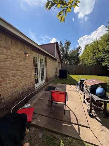 3058 Hazy Park Drive, Houston, TX 77082