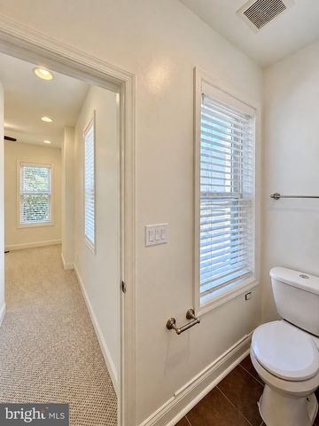 14 FLORIDA AVE NE, Washington, DC 20002
